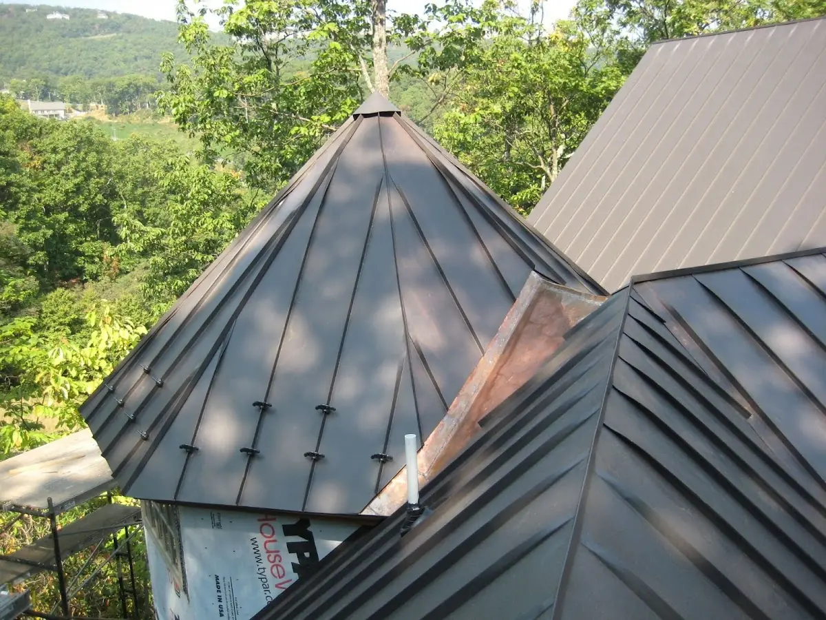 Professional Roof Tarp Installation by Craftsman Roofing in Donner Springs